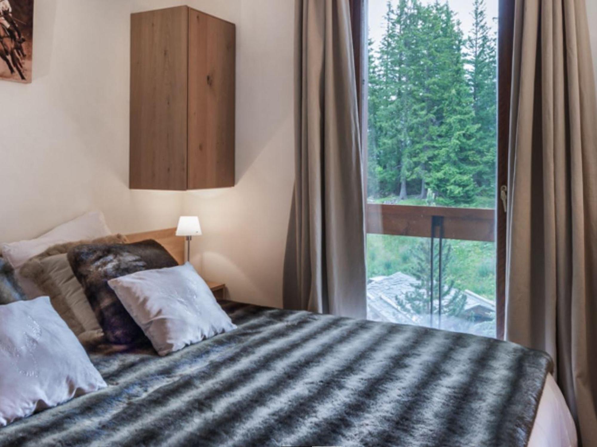 Appartement De Luxe 3 Chambres En Suite, Skis Aux Pieds, Wifi, Parking, A Courchevel 1850 - Fr-1-575-237 Exterior photo